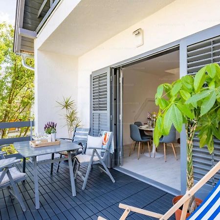 Villa Madarasz 5 Deluxe Vendeghaz Balatonalmádi Exterior foto