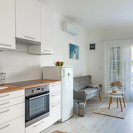Villa Madarasz 5 Deluxe Vendeghaz Balatonalmádi Exterior foto